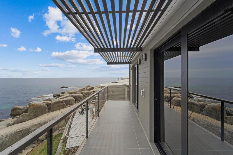 5 Bedroom Property for Sale in Bantry Bay Western Cape